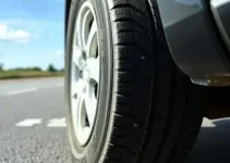 detalhe no pneu